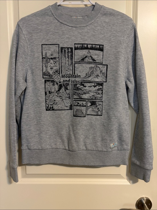 Mountain And Isles Sweaters - Mountain and Isles Crewneck Sweatshirt - Light Gray